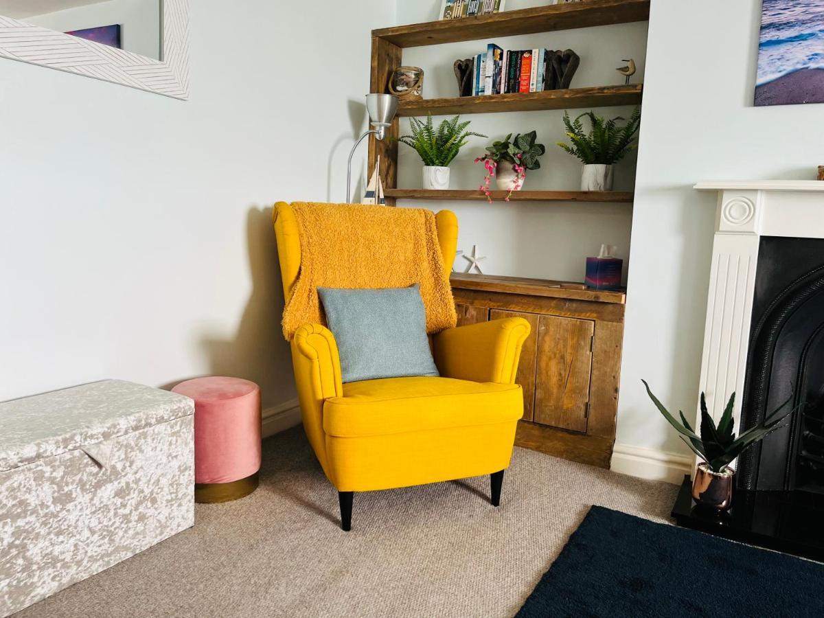 Beautiful Beachfront Retreat With A Stunning Sea View For The Ultimate Escape Away From The Busy World Below Herne Bay Eksteriør billede