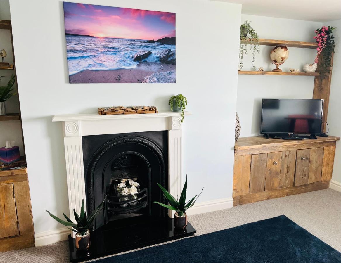 Beautiful Beachfront Retreat With A Stunning Sea View For The Ultimate Escape Away From The Busy World Below Herne Bay Eksteriør billede